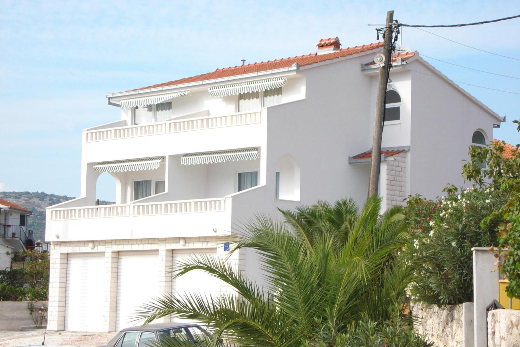 Apartments Mirko Vinišće Exterior foto